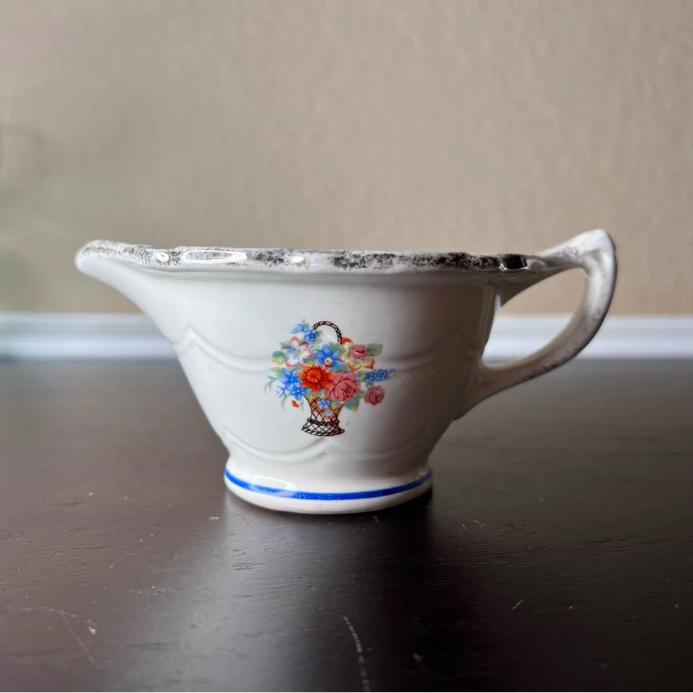 Vintage 1930’2/1940’s Ceramic Creamer w 22K gold trim, Basket of Flowers, Blue